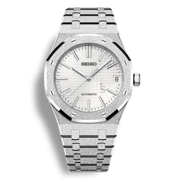 Montre SeikoMod Royal Oak Frosted Metal cadran blanc avec finition métal givré et mouvement automatique Seiko