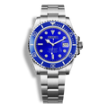 Montre Seiko Mod Submariner bleue équipée d’un verre saphir inrayable, cadran lumineux et fond de boîtier transparent