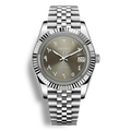 SeikoMod Arabic Dial Taupe Heritage – Montre automatique équipée du mouvement NH35 avec un cadran gris taupe à chiffres arabes et bracelet et boitier datejust en acier
