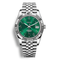 Montre Seiko Mod Arabic Dial Professionnal Verte équipée du mouvement automatique Seiko NH35 avec un cadran vert brillant à chiffres arabes et bracelet et boitier en acier inoxydable