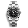 Montre SeikoMod Day Date cadran couleur noir affichant le nom du jour avec bracelet président en acier et mouvement automatique miyota 8285