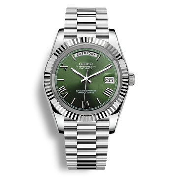 Montre SeikoMod Day Date cadran couleur vert olive affichant le nom du jour avec bracelet président en acier et mouvement automatique miyota 8285